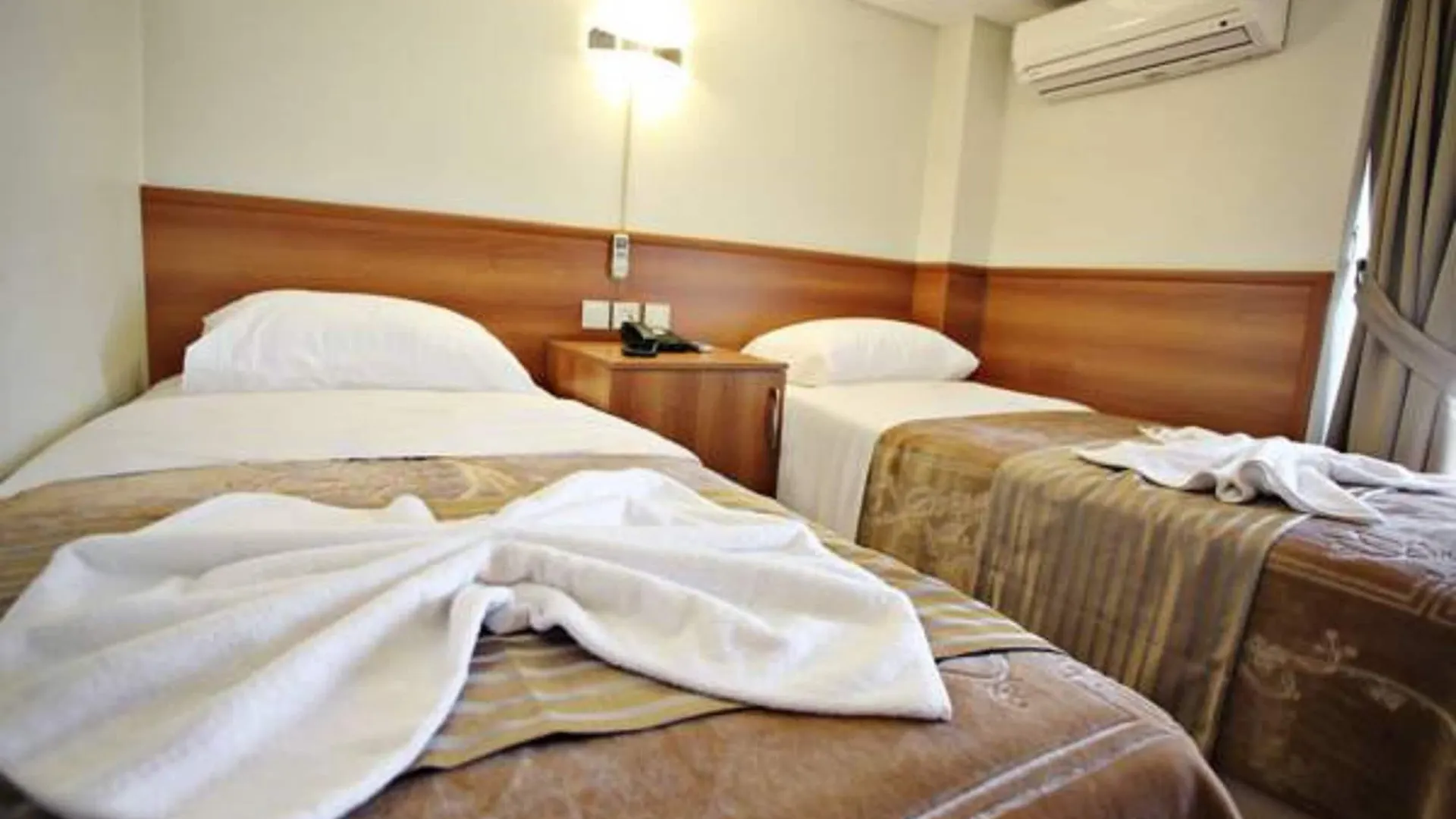 **  Taksim Palace Hotel イスタンブール トルコ