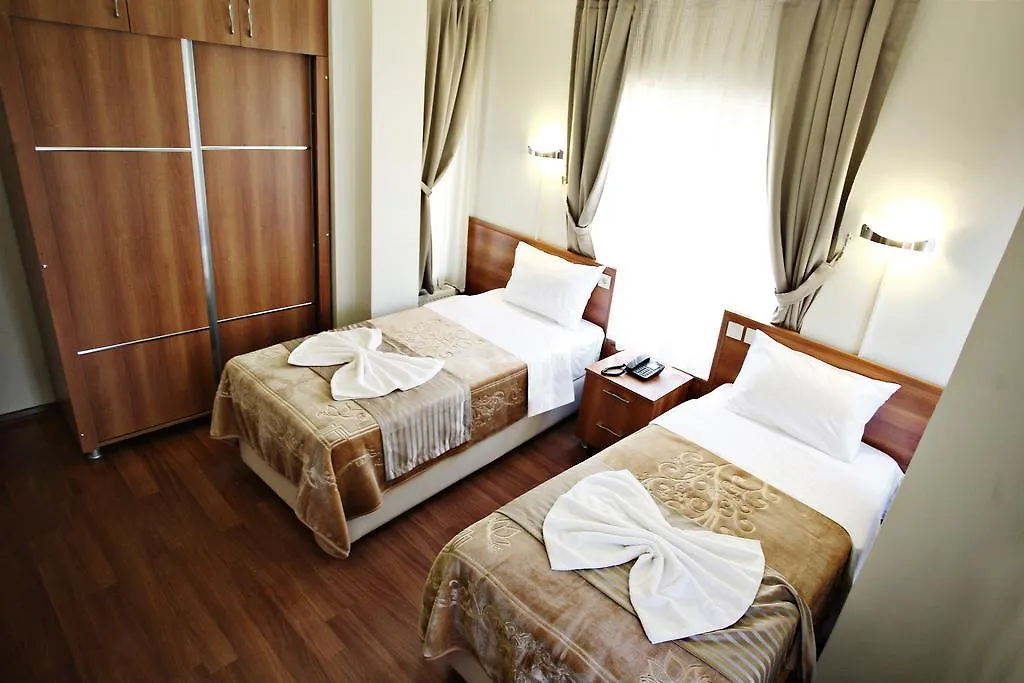 Taksim Palace Hotel イスタンブール