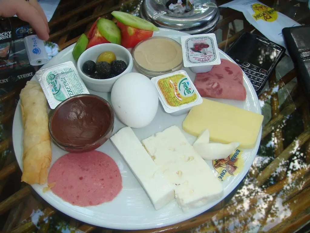 Taksim Palace Hotel イスタンブール 2*,